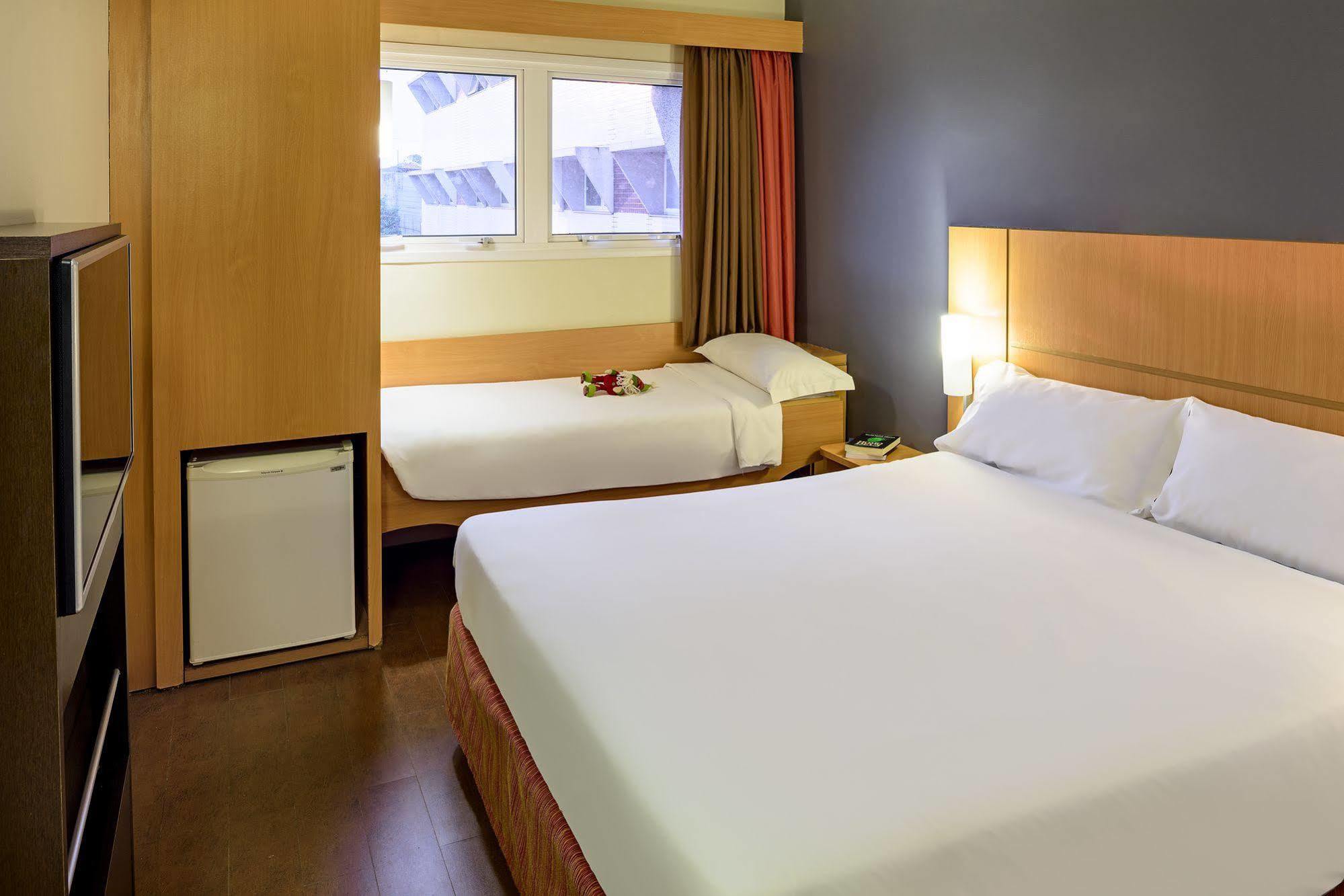 Ibis Belem Aeroporto Hotel Exterior photo